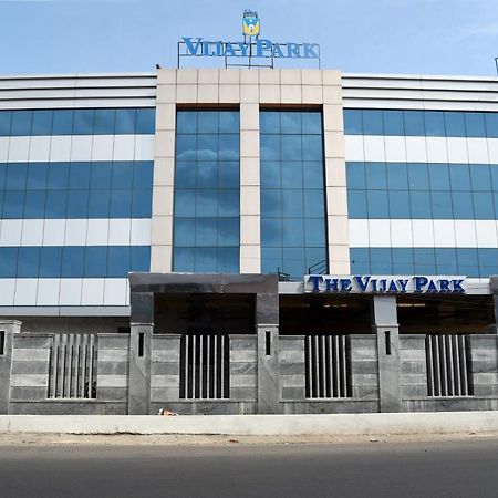 The Vijay Park - Airport Hotel Chennai Exterior photo