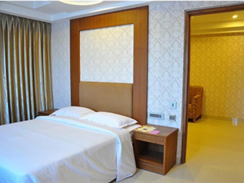 The Vijay Park - Airport Hotel Chennai Exterior photo